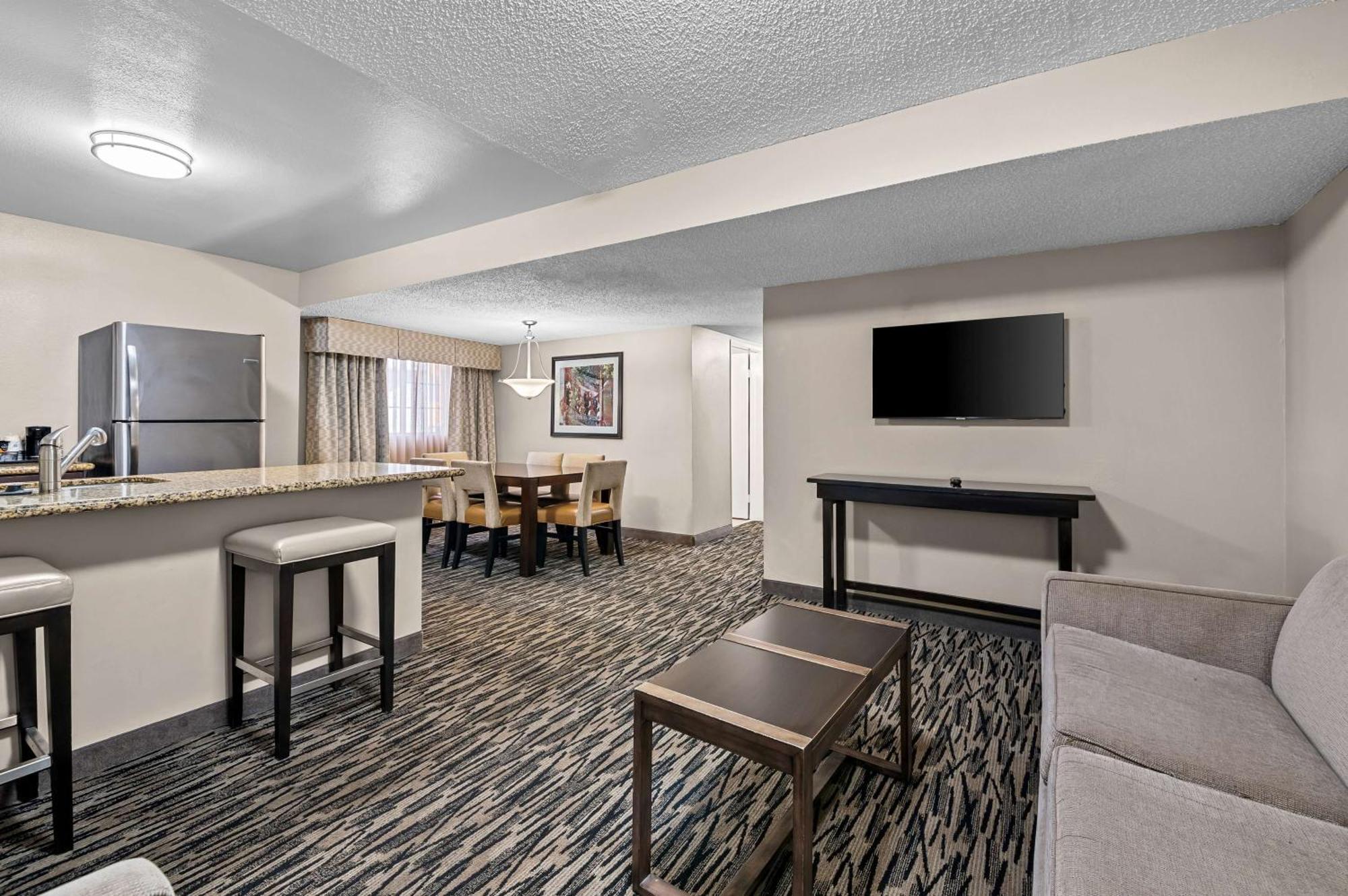 Best Western Los Alamitos Inn & Suites Екстер'єр фото
