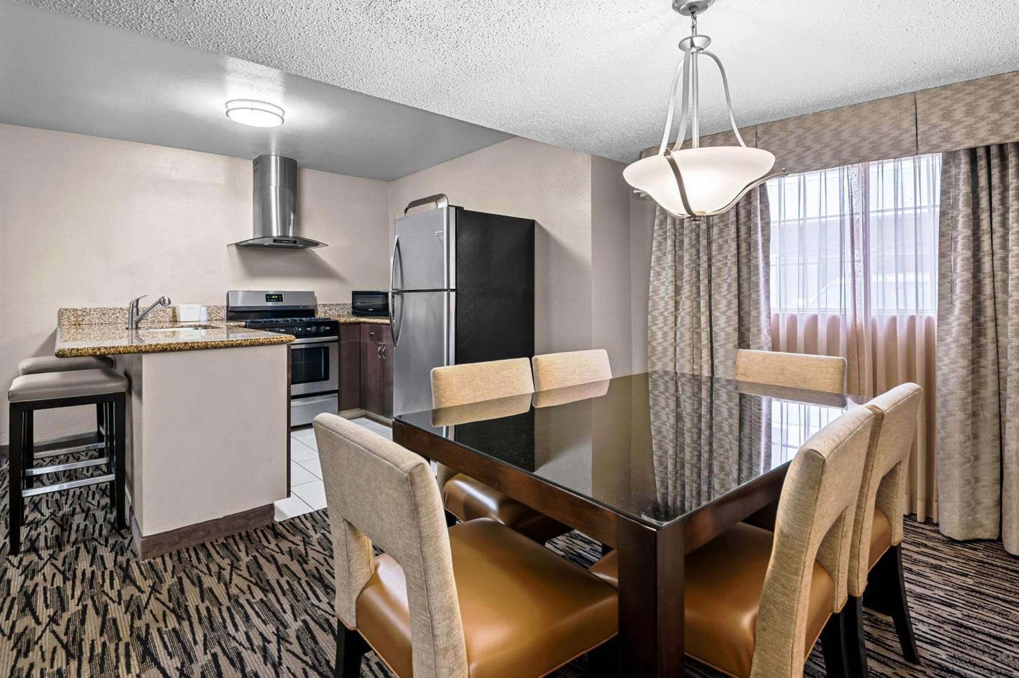 Best Western Los Alamitos Inn & Suites Екстер'єр фото